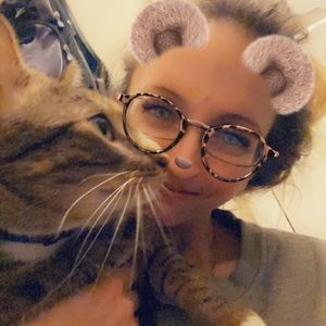 Meet your Posher, Brittani